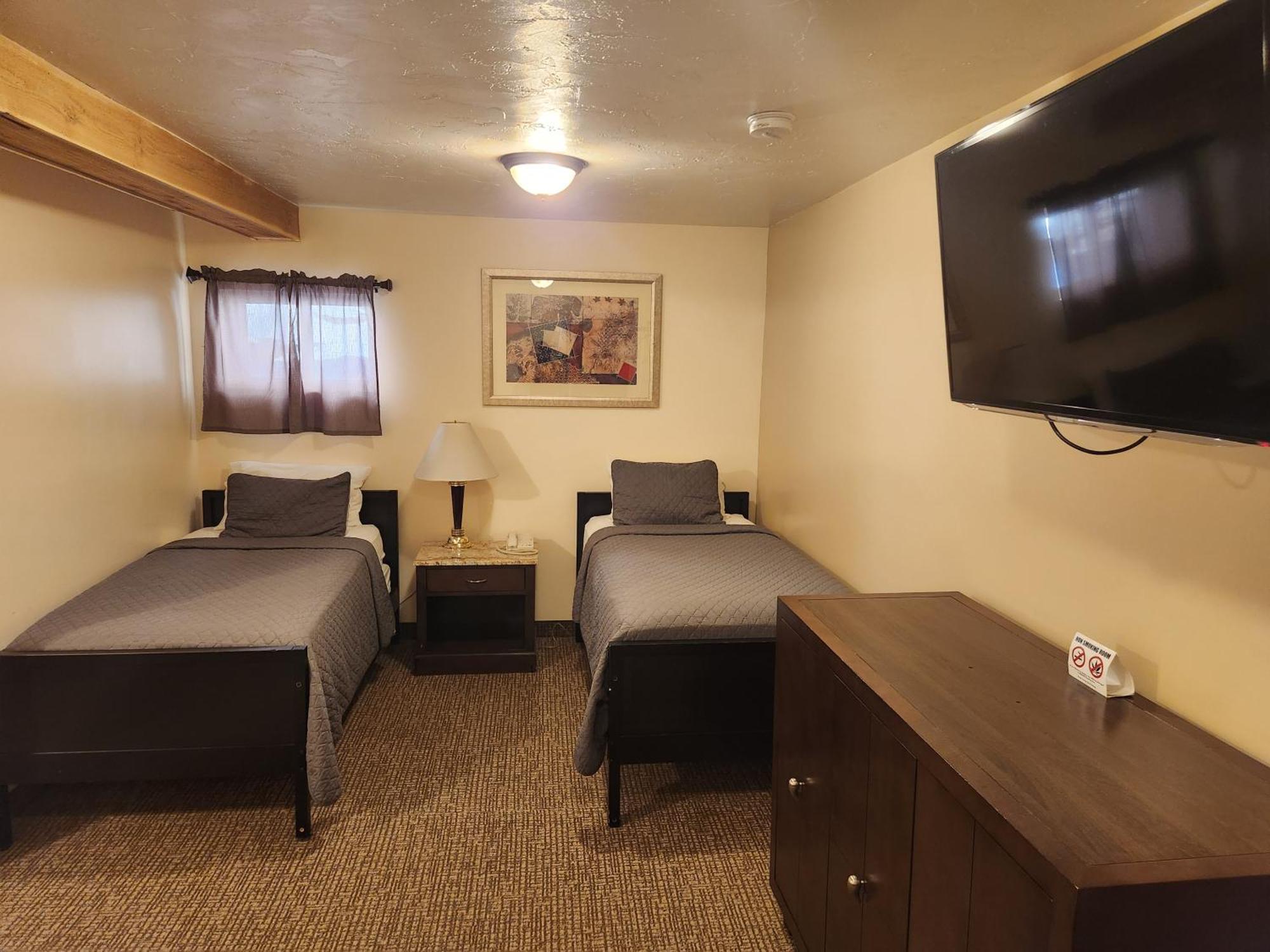 Jefferson Hills Motel Clairton Δωμάτιο φωτογραφία